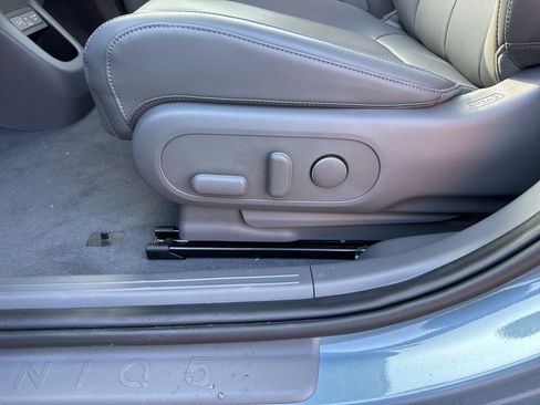 New 2025 Hyundai Ioniq 5 SEL image 13