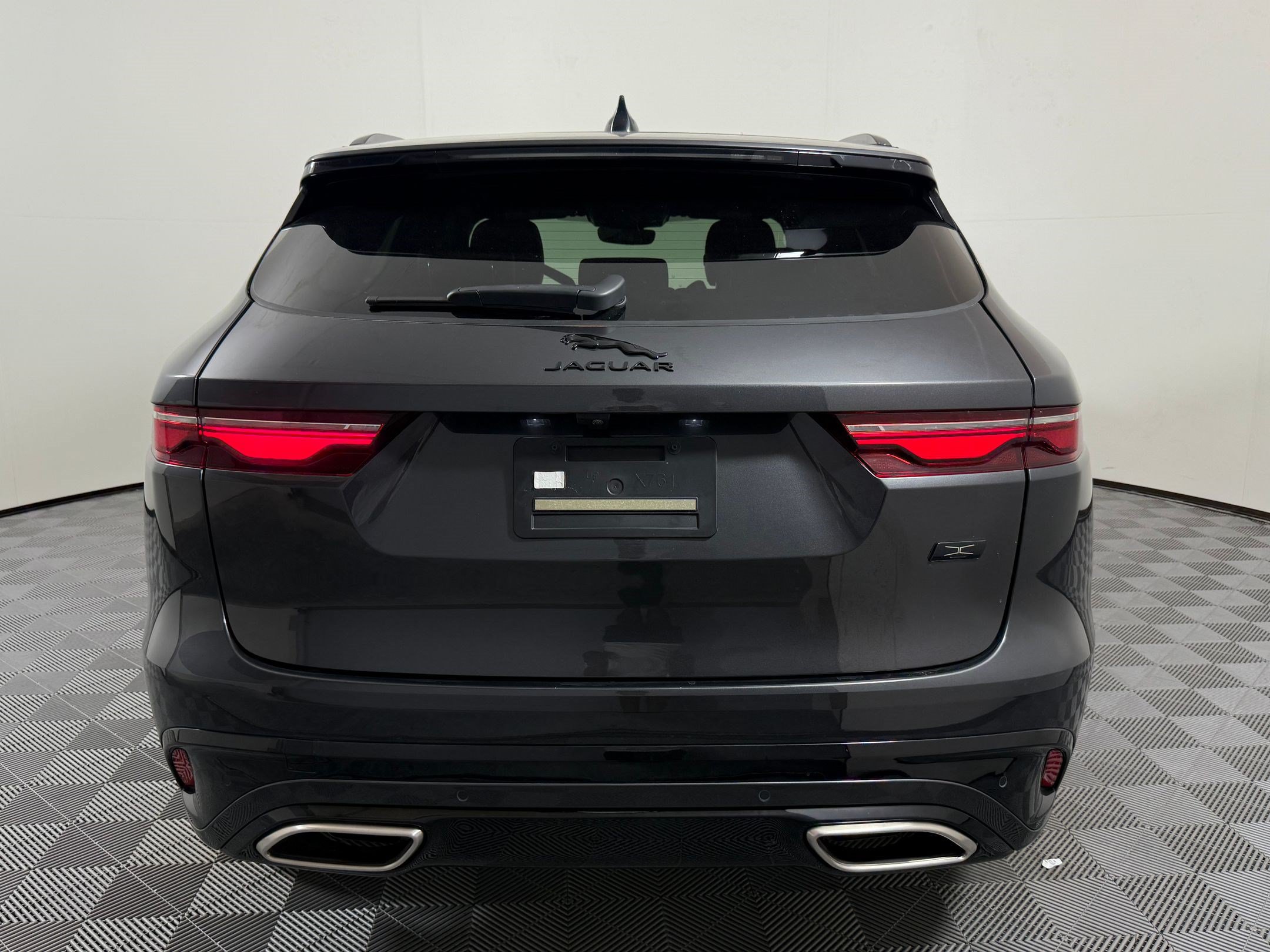 New 2026 Jaguar F-PACE R-Dynamic S AWD/4WD image 10