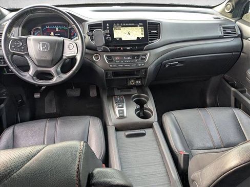 Certified 2022 Honda Pilot TrailSport image 18