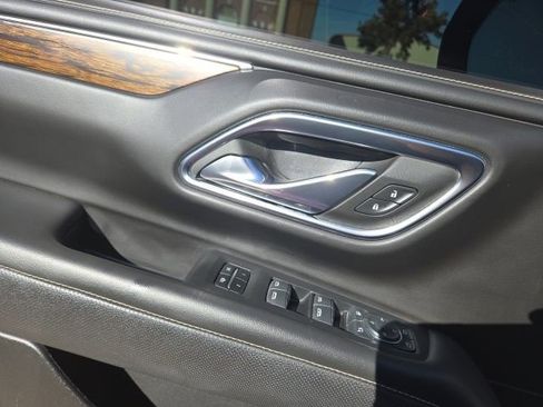 Certified 2023 Chevrolet Suburban Premier image 10