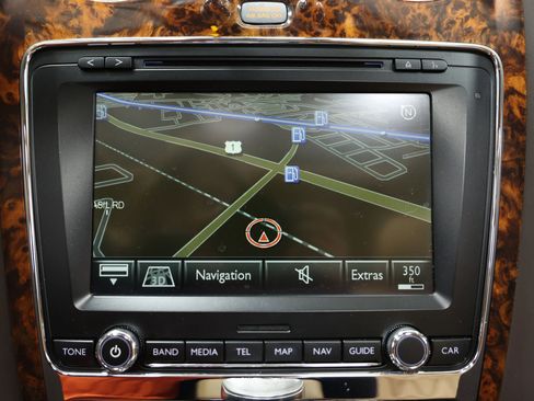 Used 2016 Bentley Flying Spur W12 image 37