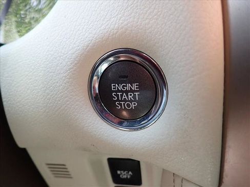 Used 2011 Lexus GX 460 Premium AWD/4WD image 17