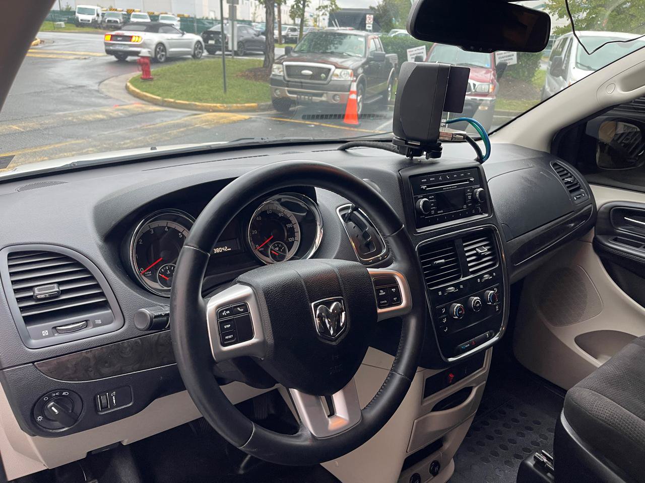 Used 2013 RAM C/V Tradesman w/ UConnect Hands-Free Group FWD image 16