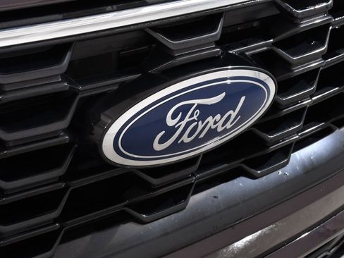 Used 2023 Ford Escape ST-Line w/ Tech Pack #1 image 21