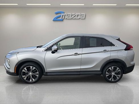 Used 2022 Mitsubishi Eclipse Cross SE image 2