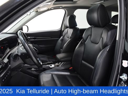 Used 2025 Kia Telluride S AWD/4WD image 21