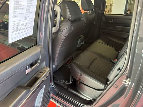 Certified 2025 Toyota Tacoma TRD Off-Road w/ TRD Off Road Premium Package image 21