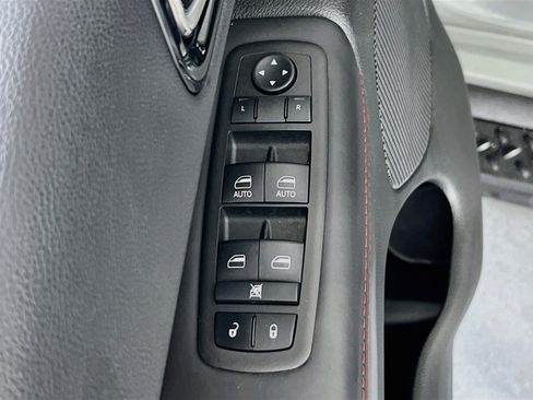 Used 2023 Dodge Durango R/T AWD/4WD image 18