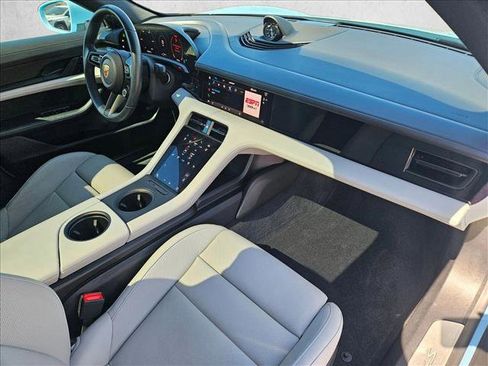 Used 2021 Porsche Taycan 4S image 23