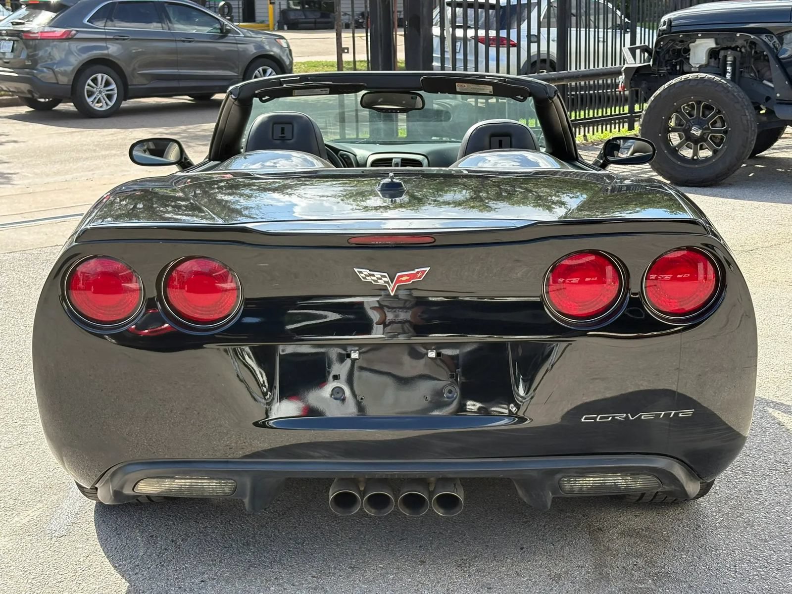 Used 2005 Chevrolet Corvette Convertible w/ Preferred Equipment Group RWD image 26