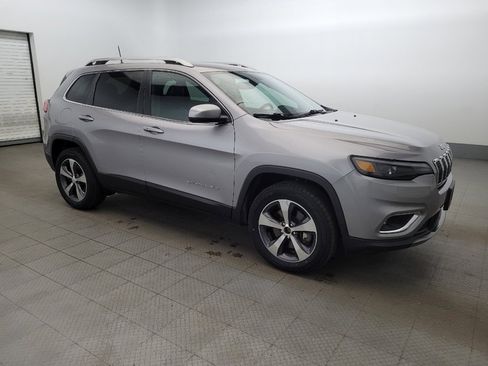 Used 2019 Jeep Cherokee Limited image 11