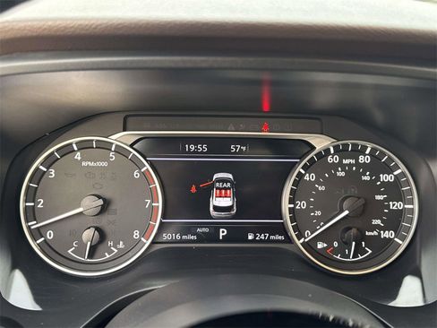 Used 2023 Nissan Rogue SV w/ SV Premium B Package image 27