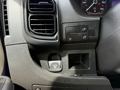 Used 2022 RAM ProMaster 3500 w/ Fleet Safety Group FWD image 18