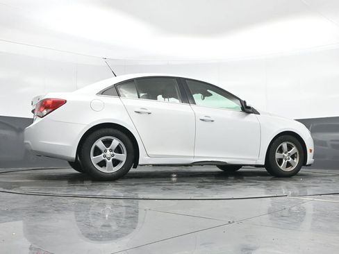 Used 2014 Chevrolet Cruze LT image 23