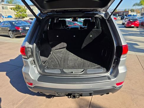 Used 2020 Jeep Grand Cherokee Trailhawk image 19
