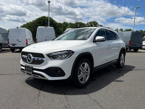 Certified 2022 Mercedes-Benz GLA 250 4MATIC image 3