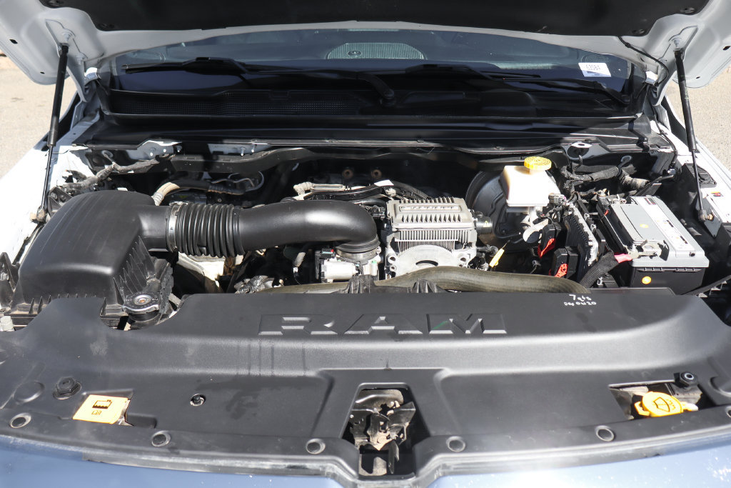 Used 2022 RAM 1500 Big Horn AWD/4WD image 12