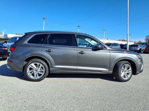 Used 2022 Audi Q7 Premium Plus image 36