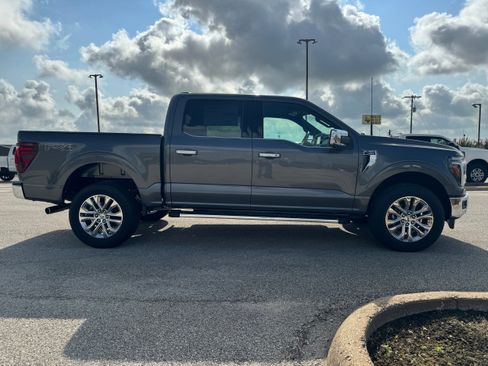 New 2025 Ford F150 Lariat w/ Equipment Group 501A Mid AWD/4WD image 13