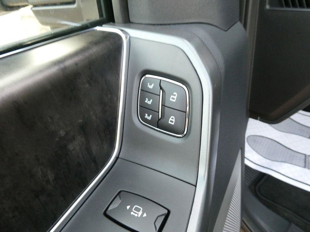 New 2027 Ford F250 Lariat AWD/4WD image 23