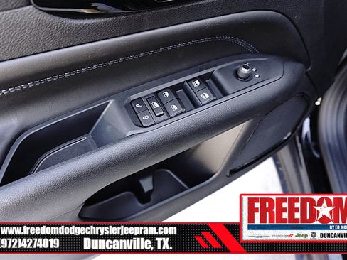 New 2026 Jeep Compass Latitude image 40