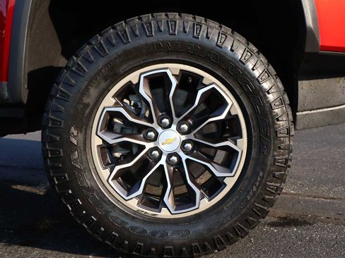 Used 2021 Chevrolet Colorado ZR2 image 21