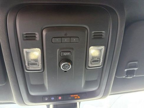 Used 2021 Chevrolet Tahoe LT AWD/4WD image 15