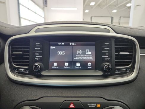 Used 2020 Kia Sorento L FWD image 15