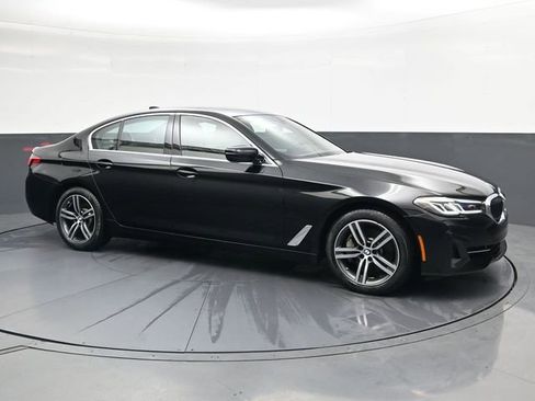 Used 2023 BMW 530i xDrive w/ Premium Package AWD/4WD image 2