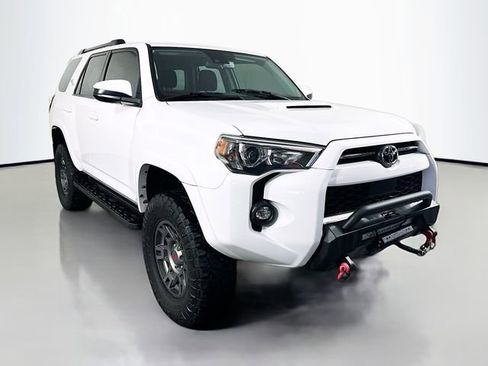 Used 2021 Toyota 4Runner TRD Off-Road image 2