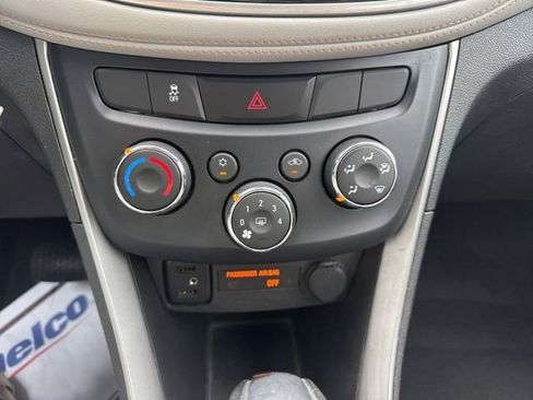 Used 2017 Chevrolet Trax LS FWD image 20