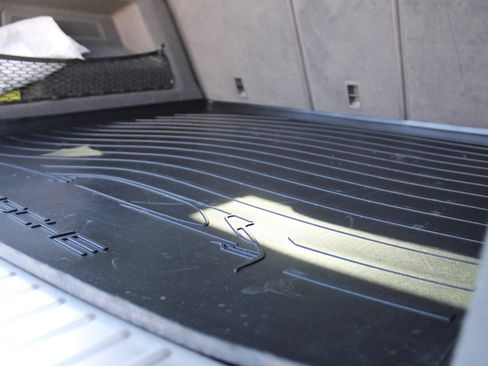 Used 2019 Porsche Cayenne image 55