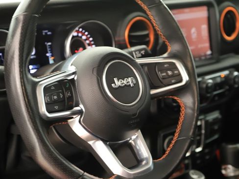 Used 2020 Jeep Gladiator Mojave AWD/4WD image 14