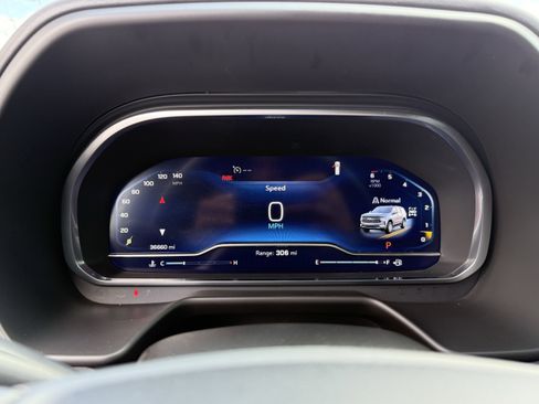 Used 2023 Chevrolet Tahoe Premier w/ Max Trailering Package image 17