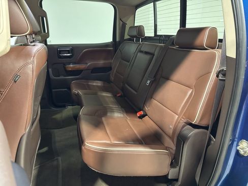 Used 2015 Chevrolet Silverado 1500 High Country w/ High Country Premium Package image 34