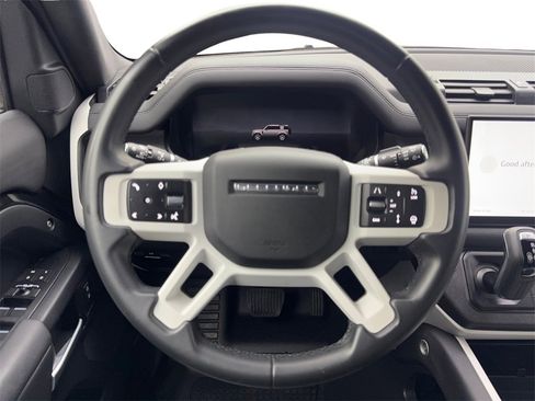 Used 2025 Land Rover Defender 110 S image 50