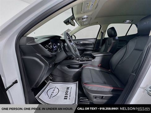 Used 2023 Buick Envision Essence w/ Technology Package I image 22