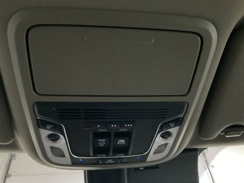 Used 2017 Honda Ridgeline RTL-E image 40