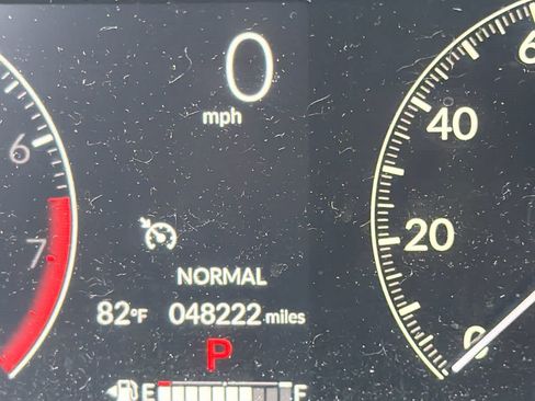 Used 2023 Honda Pilot EX-L image 10