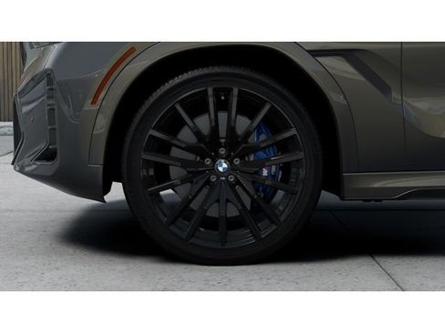 New 2026 BMW X6 xDrive40i image 7