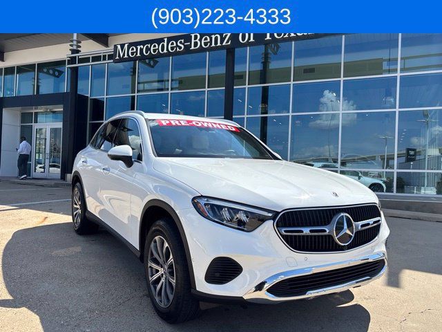 Used 2023 Mercedes-Benz GLC 300 4MATIC image 1