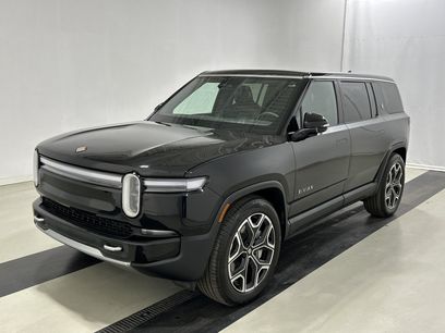 Used 2025 Rivian R1S Adventure