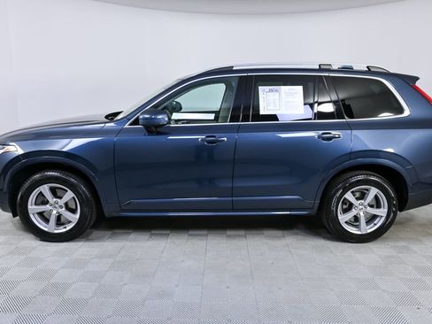 Used 2019 Volvo XC90 T5 Momentum image 3