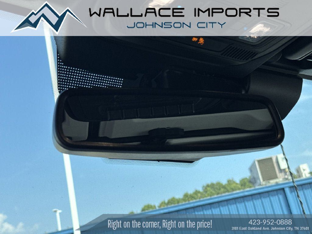 Used 2025 Ford Bronco Raptor AWD/4WD image 18