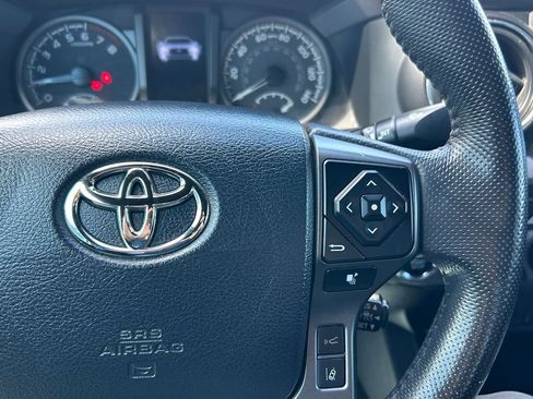 Used 2023 Toyota Tacoma TRD Off-Road AWD/4WD image 19
