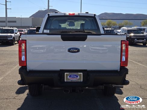 New 2026 Ford F250 XL image 4