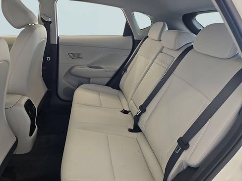Certified 2025 Hyundai Kona SEL AWD/4WD image 23