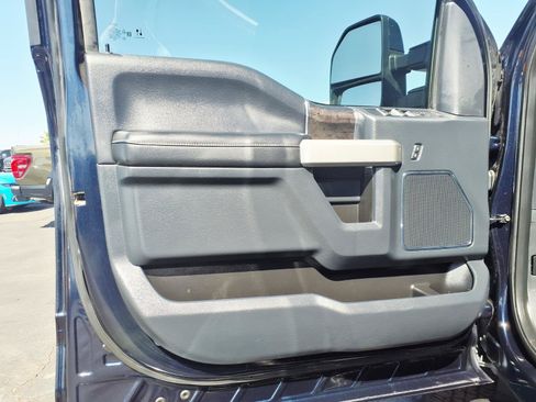 Certified 2022 Ford F250 Lariat AWD/4WD image 21