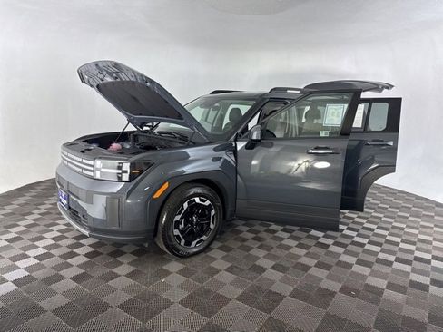 Used 2025 Hyundai Santa Fe SEL image 11