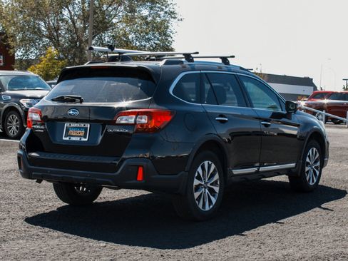 Used 2019 Subaru Outback 2.5i Touring w/ Protection Package #1 AWD/4WD image 5